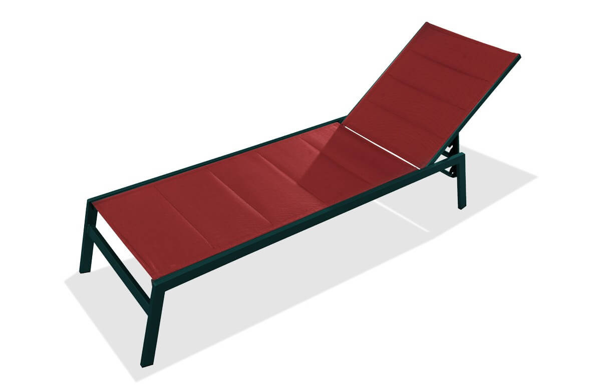 Bain de soleil chaise longue corail