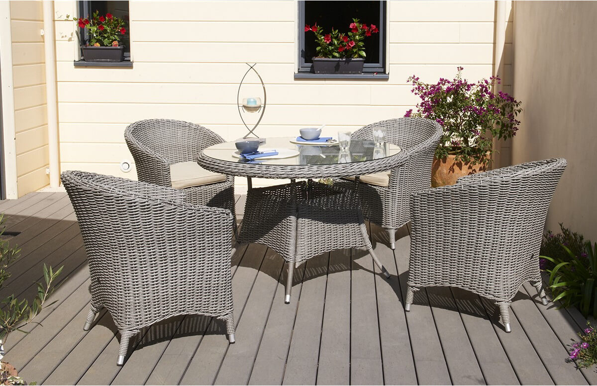 Ensemble de jardin avec 4 fauteuils