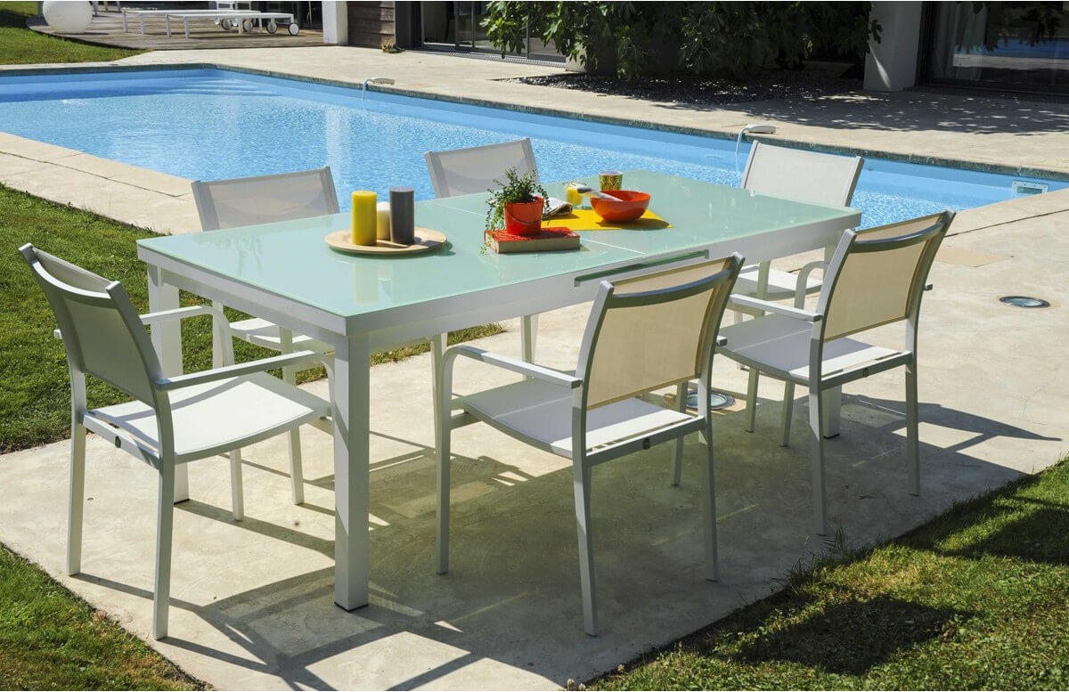 Ensemble table et 6 fauteuils