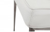 Chaise blanche en similicuir