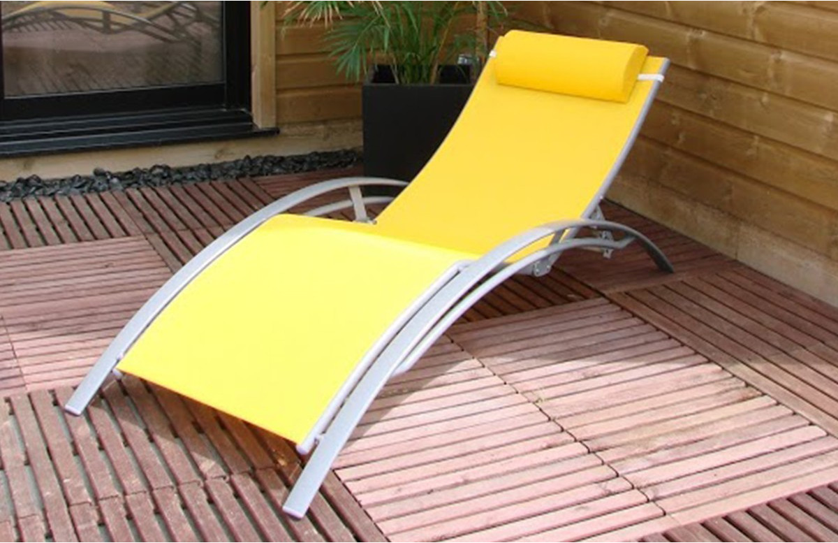 Chaise Longue jaune