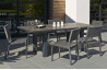 Ensemble table composite et 6 chaises en résine tressée