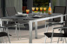 Table Superstone gris foncé 160x90 cm avec pieds carrés