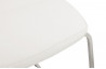 Chaise en similicuir blanche