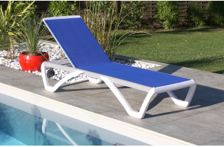 Bain de soleil design empilable en PVC Riga DCB Garden
