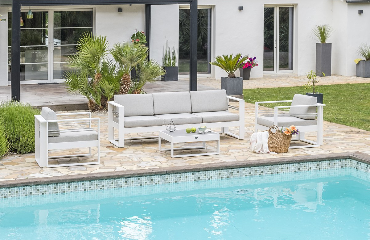 Salon de jardin design bas en aluminium Paris Garden 5 places blanc STRAPHAEL Salon de jardin design bas en aluminium Paris Garden 5 places blanc STRAPHAEL
