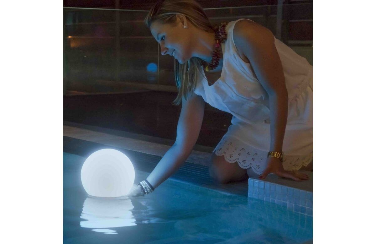 Boule lumineuse d'extérieur solaire bully flottante 20 NEWGARDEN