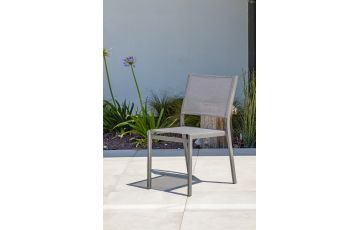 Chaise de jardin empilable STOCKHOLM en textilène noir et aluminium Anthracite DCB GARDEN