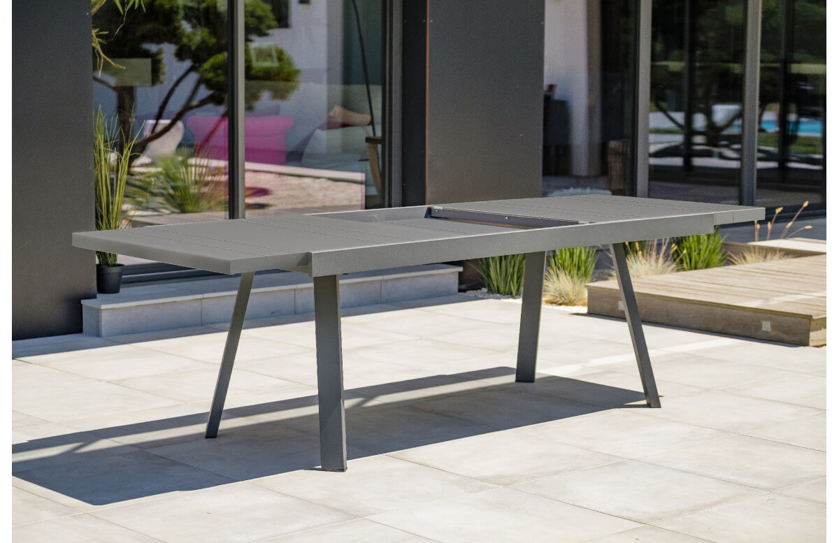 Table de jardin extensible STOCKHOLM en aluminium avec rallonge manuelle Anthracite 10/12 personnes DCB GARDEN