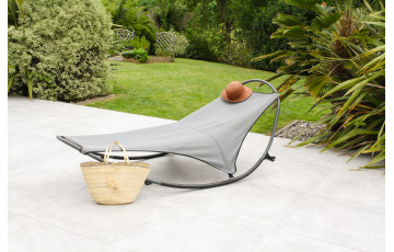 Bain de soleil design basculant HENDAYE en acier Gris DCB GARDEN