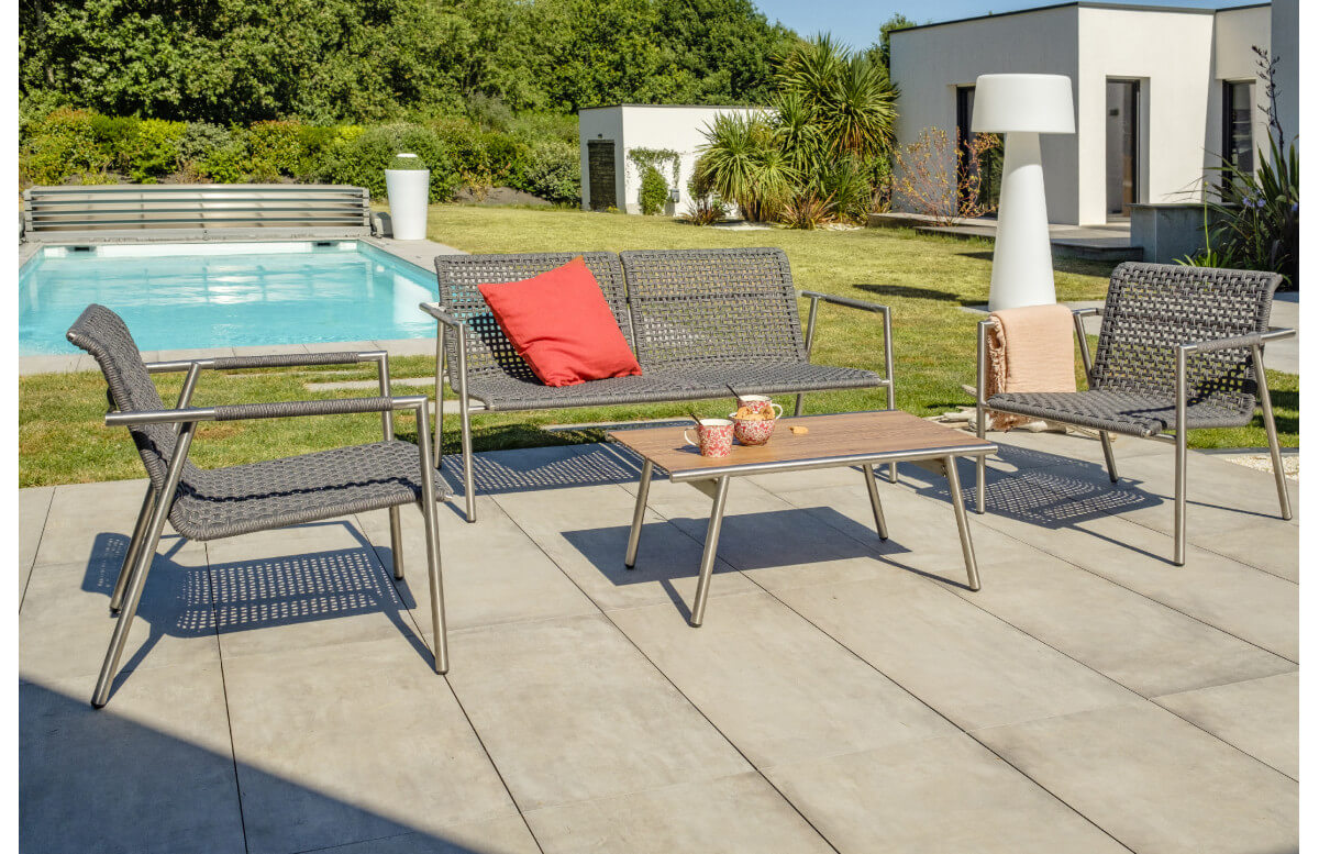 Salon de jardin design bas en inox et corde Paris Garden 4 places gris CONCARNEAU Salon de jardin design bas en inox et corde Paris Garden 4 places gris CONCARNEAU