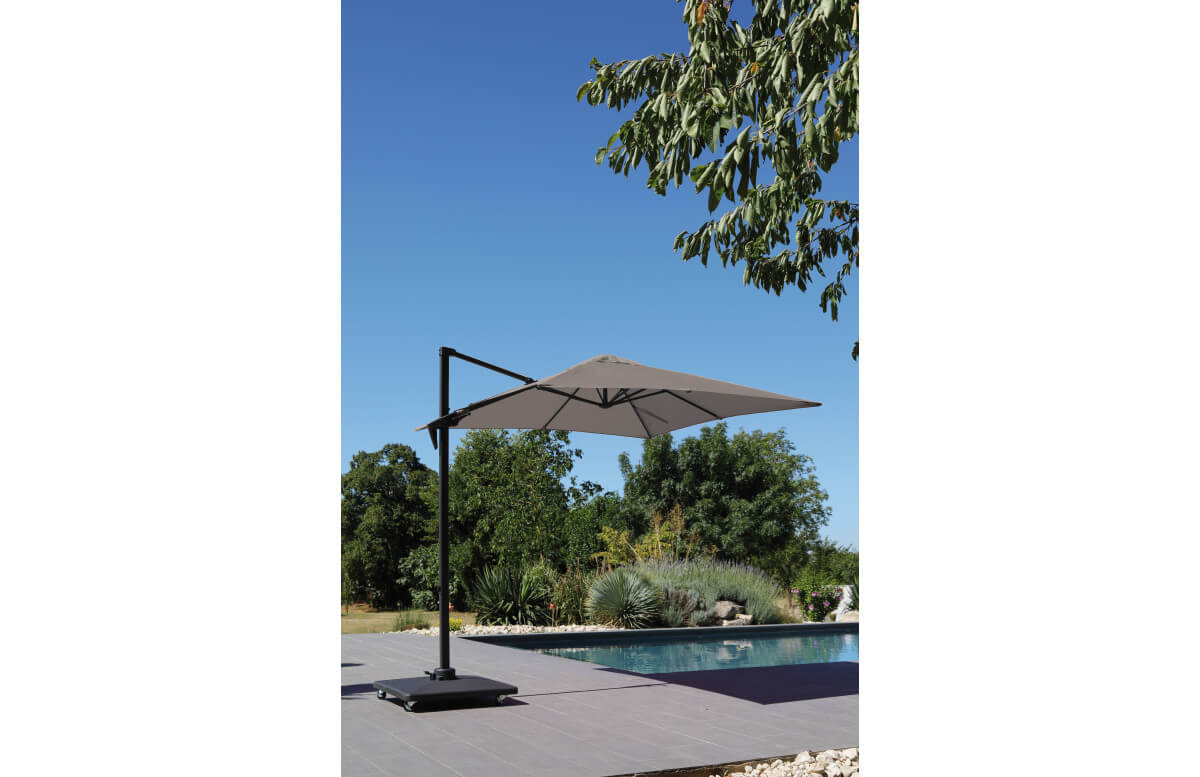 Parasol de jardin carré déporté inclinable 250X250 en aluminium et polyester - Alizé