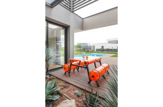 Table de jardin gonflable ZIBA 6 personnes en aluminium et PVC - Mojow Design