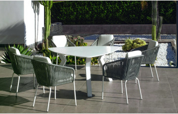 Ensemble table triangulaire et fauteuils de jardin 6 personnes en aluminium et Krion - Everest/tulip - blanc - Hevea