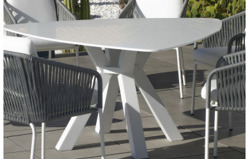 Table triangulaire salon de jardin 6 personnes en aluminium et Krion - Everest - blanche - Hevea