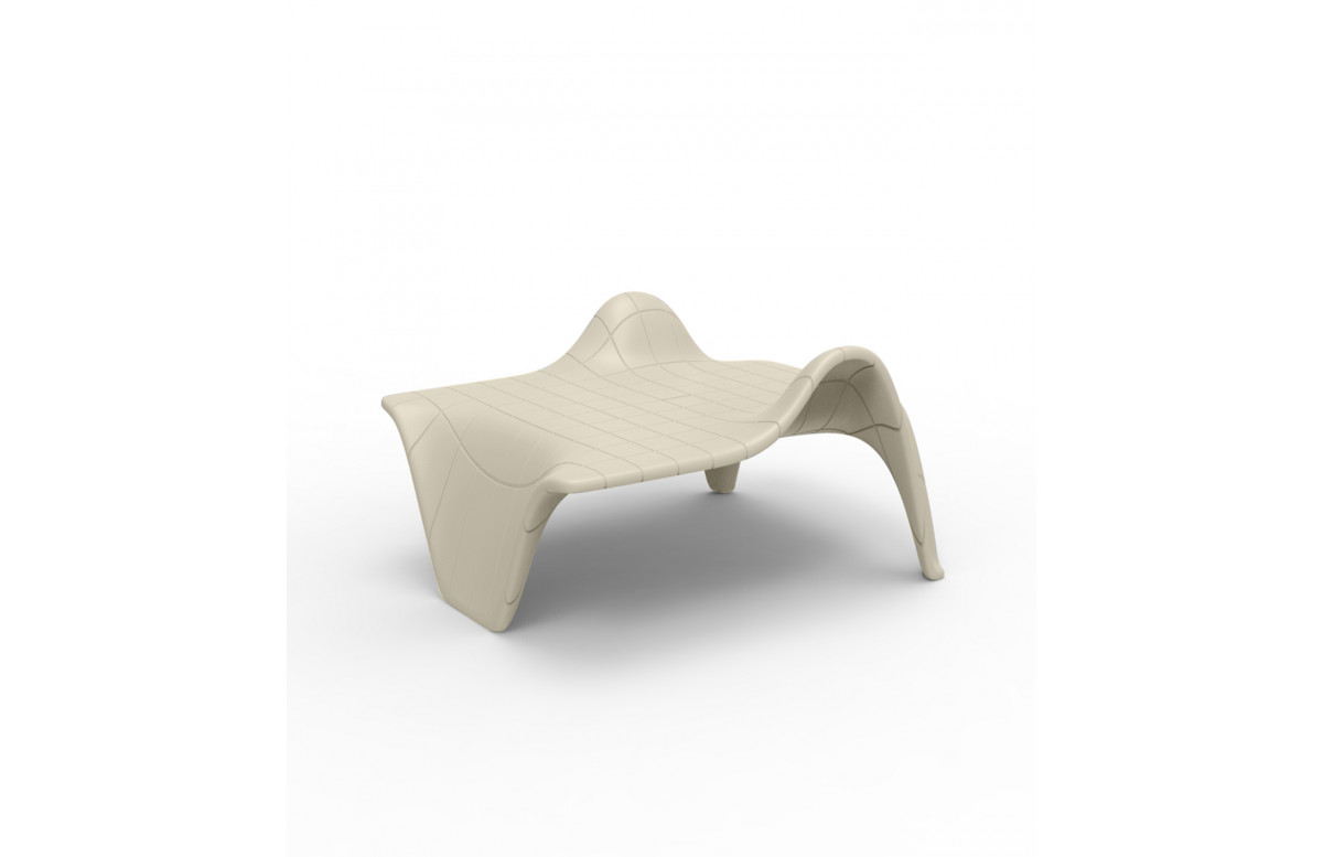 Table de jardin empilable F3 basic par Fabio Novembre - Vondom