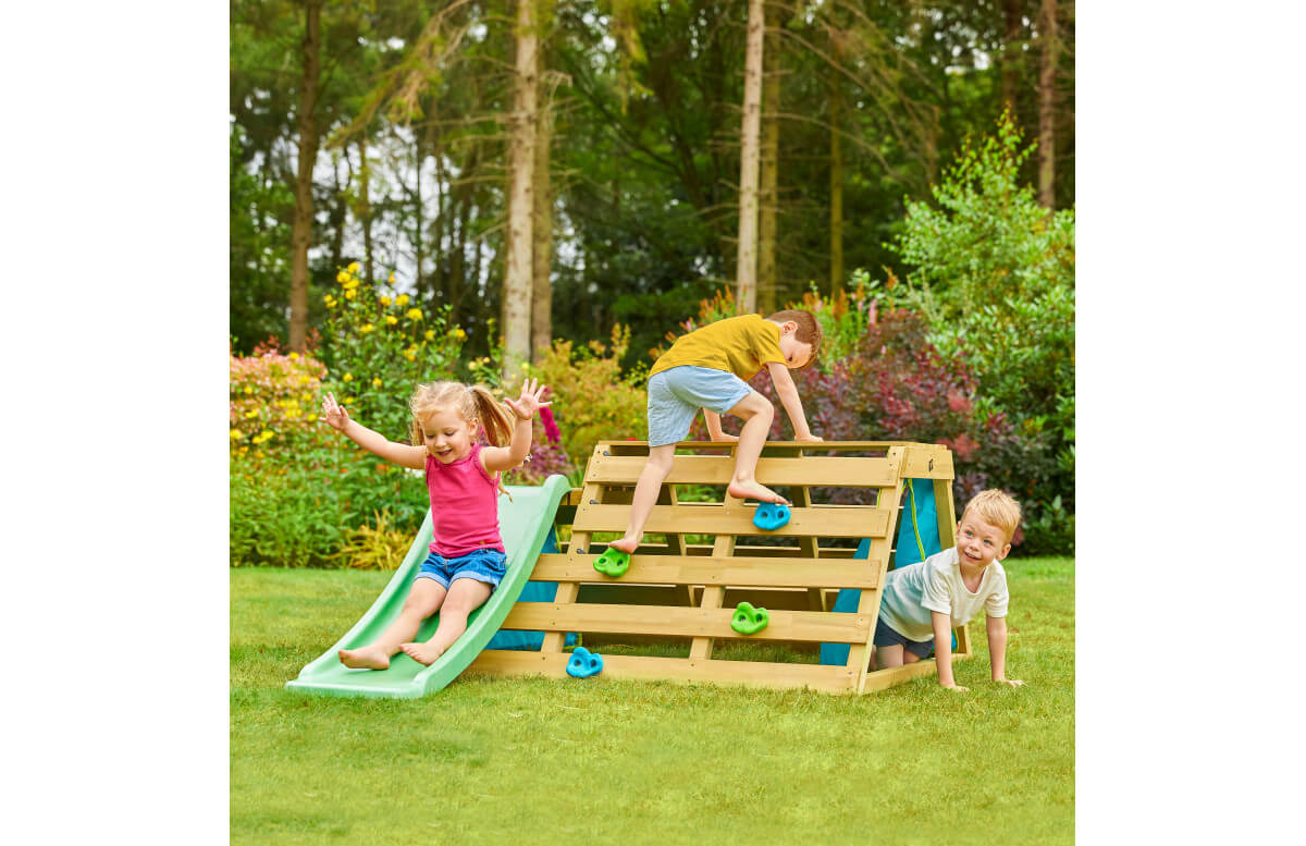 Jeu extérieur le corse, Structure de jeux pour enfants dès 1 an