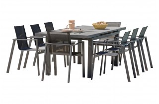 Lot composé d'une table de jardin VENISE-TB250 avec rallonge et de 8 fauteuils ALU-MIAMI-FT empilables