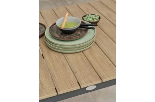 Lot composé d'une table BOSTON-TB150 et de 4 fauteuils de jardin empilables DIEGO-FT-GRISANTH