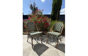 Lot composé de 2 fauteuils de jardin BISTRO-FT-TEX-VERT empilables