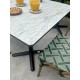 Lot composé d'une table de jardin BISTRO-TB70-HPL-MB et de 2 fauteuils BISTRO-FT-TEX-VERT empilables