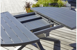 Lot composé d'une table de jardin PELOSA-TB200, de 6 chaises STOCKHOLM-CH empilables et de 2 fauteuils STOCKHOLM-FT empilables