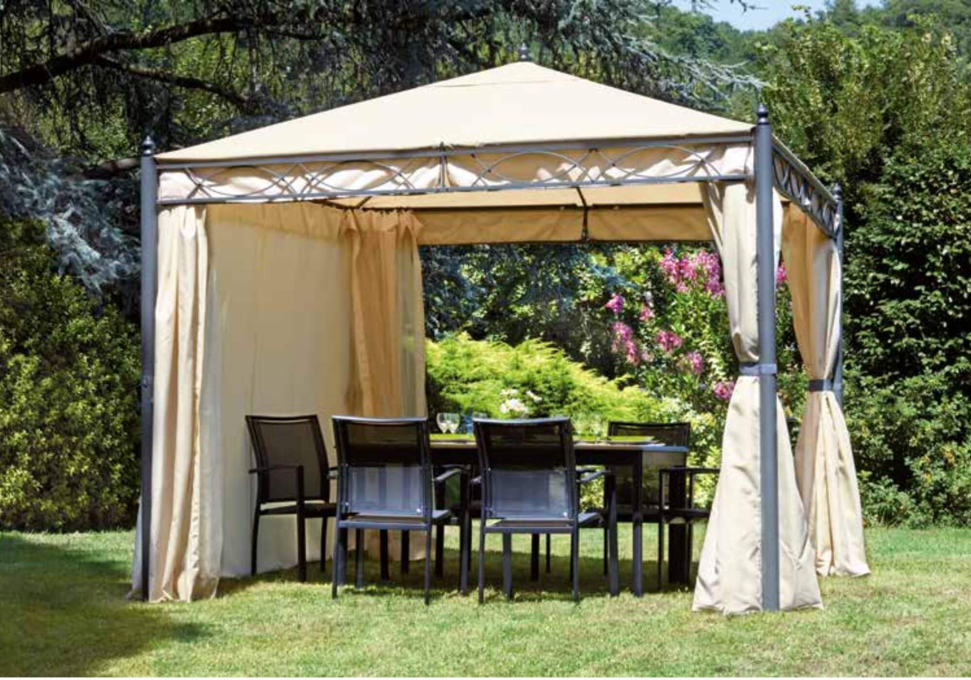 Bâche PVC pour pergola 3X3 chez Déco Fer Forgé - Déco Fer Forgé